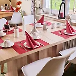 Elisabeth-ilse 3*